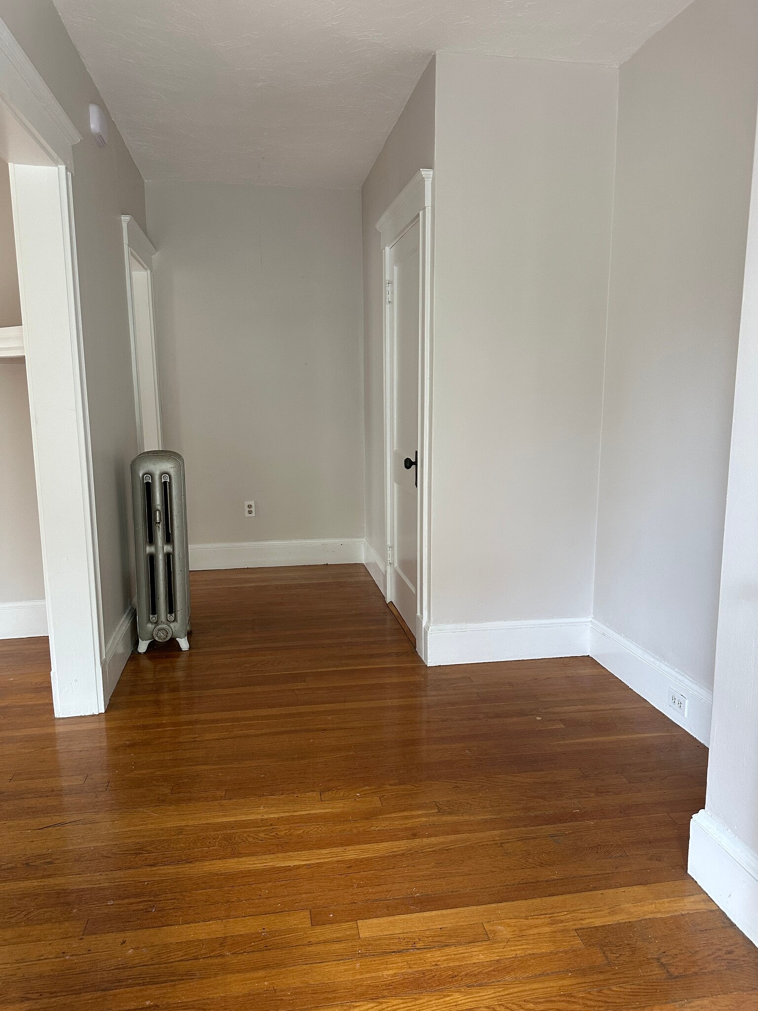 Foyer - 21 Abigail Ave