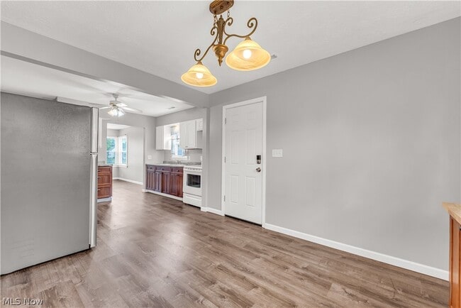 Building Photo - 15922 Eleanore Dr