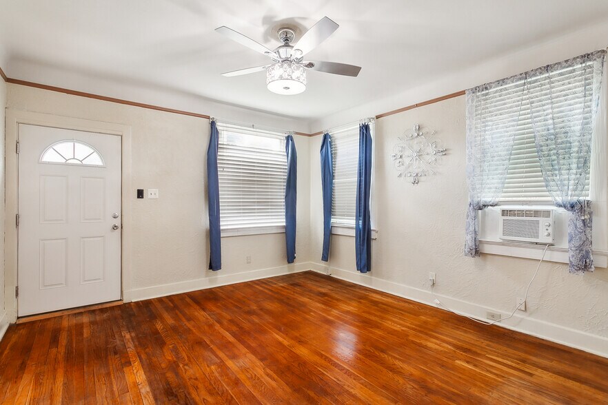 Building Photo - 7707 Green St