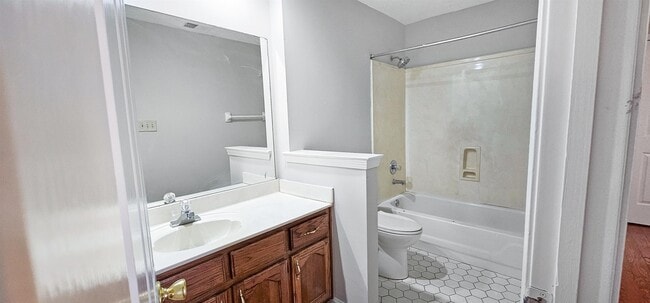 Building Photo - 4299 Gin Wade Cove