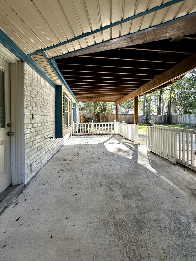 Backyard Patio- gate view - 15231 Highsprings Dr