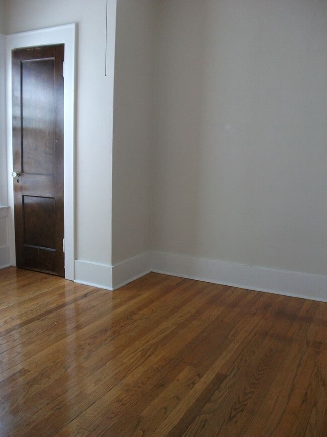 Building Photo - 341-43 Roosevelt Ave