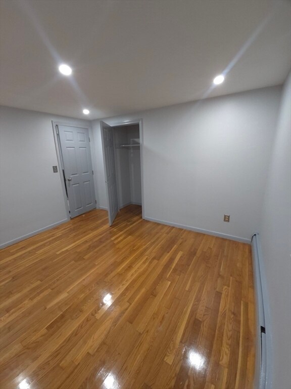Building Photo - 25 Moraine Pl