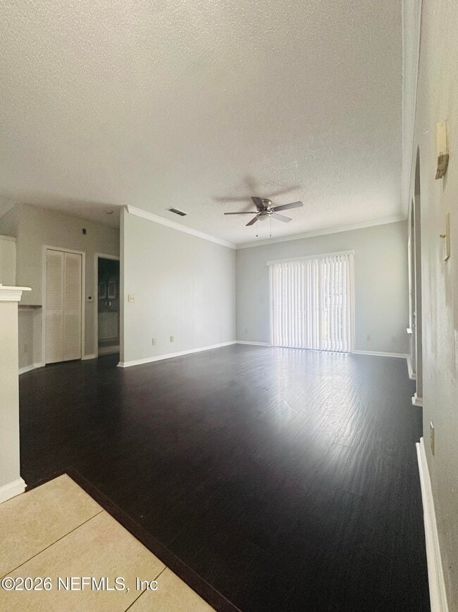 Building Photo - 3938 Hendricks Ave