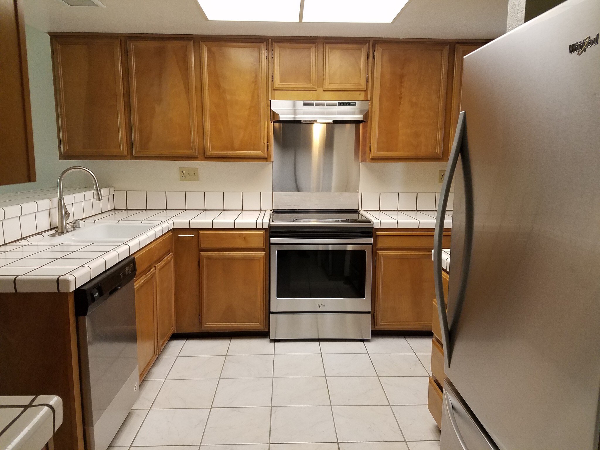 kitchen - 1896 Mountain Creek Ct