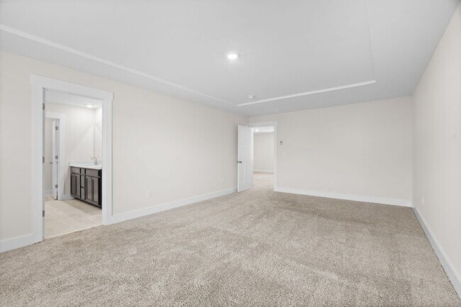 Building Photo - 216 Pewter Cir