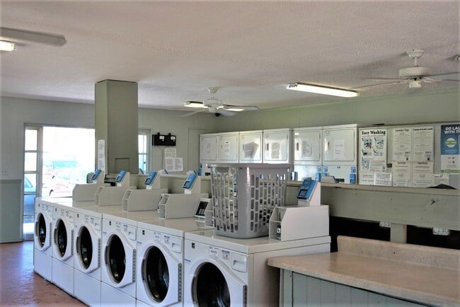 Building Photo - Palm Gardens Community