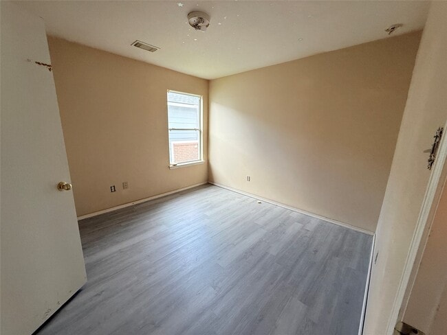 Building Photo - 814 Bandon Ln