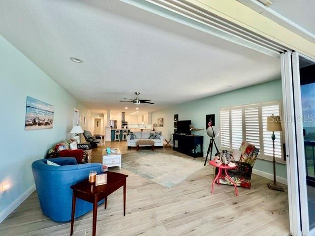 Building Photo - 3280 S Shore Dr