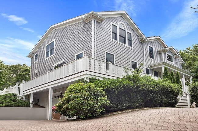 Building Photo - 48 Woodthrush Ln