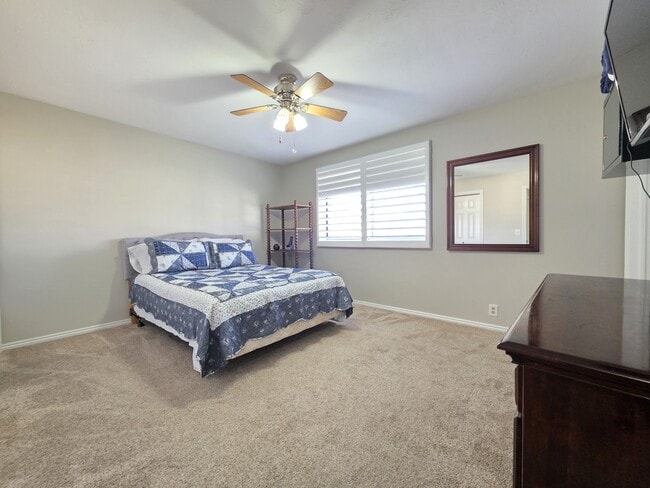 Building Photo - 7105 S 2530 W