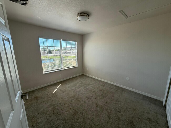 Building Photo - 2003 Claudia Ln