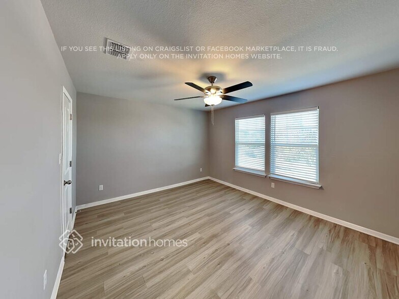 Building Photo - 1041 Esplanade Pkwy