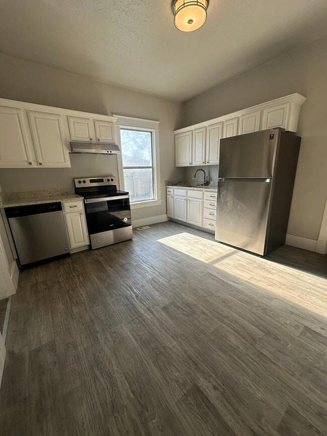 Building Photo - $1,000 Amazon Gift Card! Single-Story 3 Bed Home with Fenced Yard in Ogden