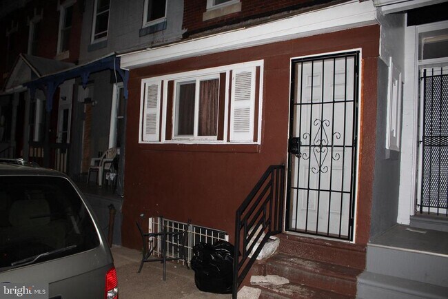Building Photo - 5654 Appletree St