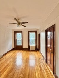 Building Photo - 136 St James Pl