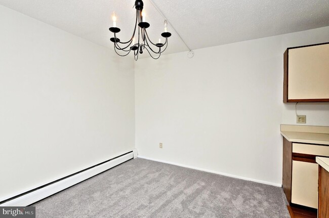 Building Photo - 120 N Bethlehem Pike