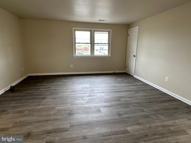 Building Photo - 1437 Liberty Rd