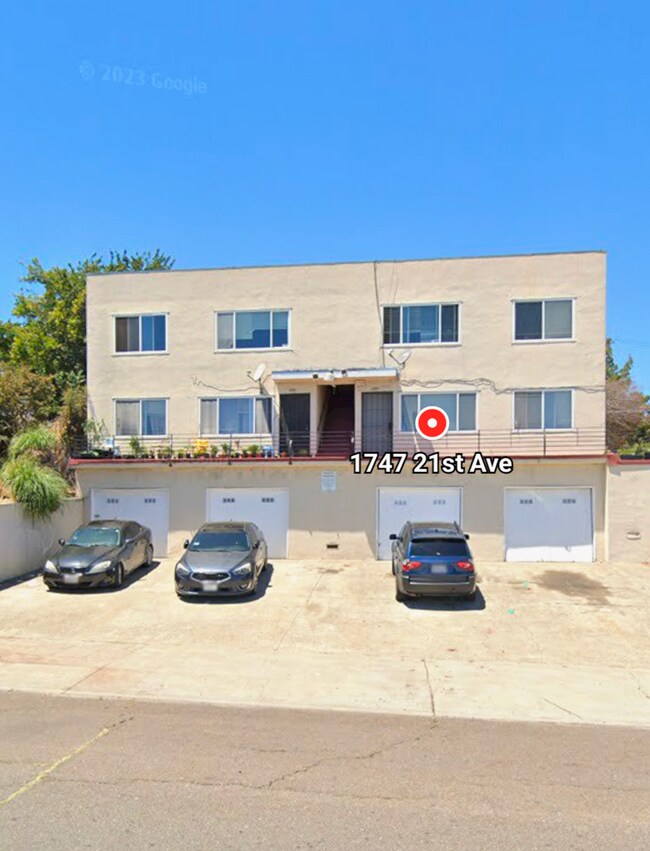 Building Photo - 2-Bedroom Walkup Near Highland Hospital