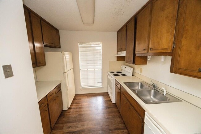 Building Photo - 4732 Retreat Rd