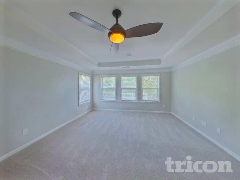 Building Photo - 7457 Mistydawn Dr