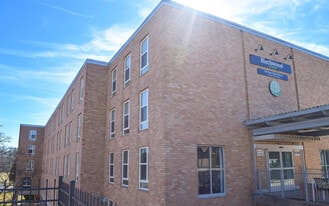 Primary Photo - Birchwood at Main