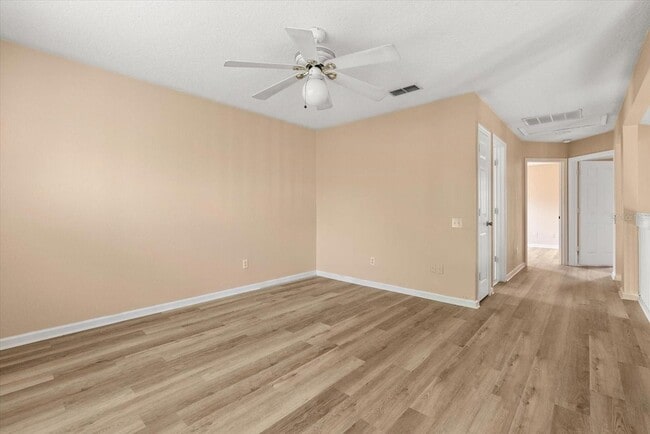 Building Photo - 1793 Pine Bay Dr