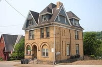 Building Photo - 221 Grant St
