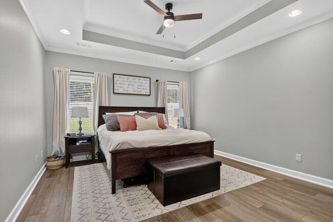 Building Photo - Fabulous Homes in Miller's Glenn