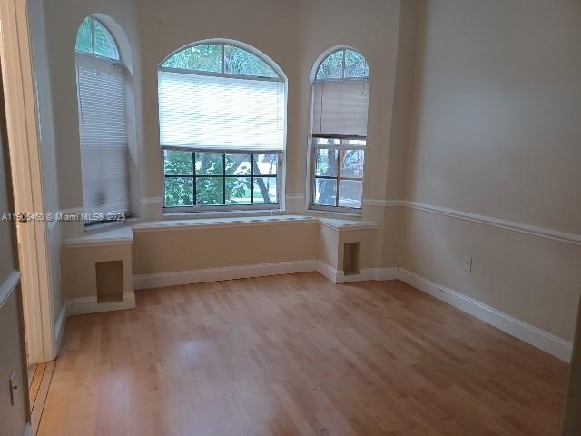 Building Photo - 6539 Stonehurst Cir