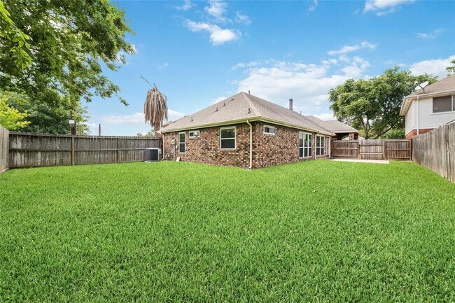 Building Photo - 13123 Careywood Dr