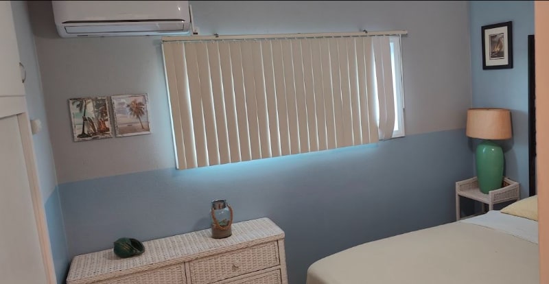 Building Photo - 536 W 39th St