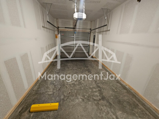 Building Photo - 5918 Ortega Lk Dr