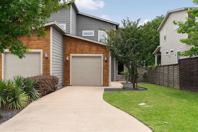 Building Photo - 7217 Blessing Ave