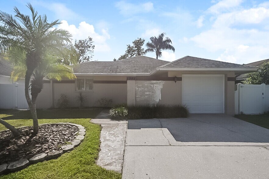 Primary Photo - 5944 Birchwood Dr