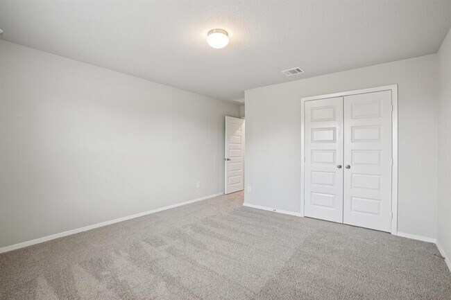 Building Photo - 2405 Ambling Trl
