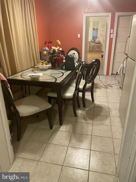 Building Photo - 3647 Frankford Ave