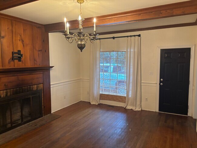 Building Photo - 3748 Lassiter Mill Rd