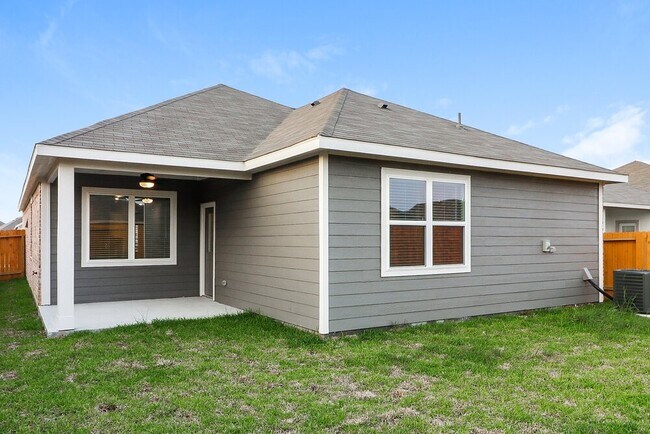 Building Photo - 408 Mustang Trot Dr