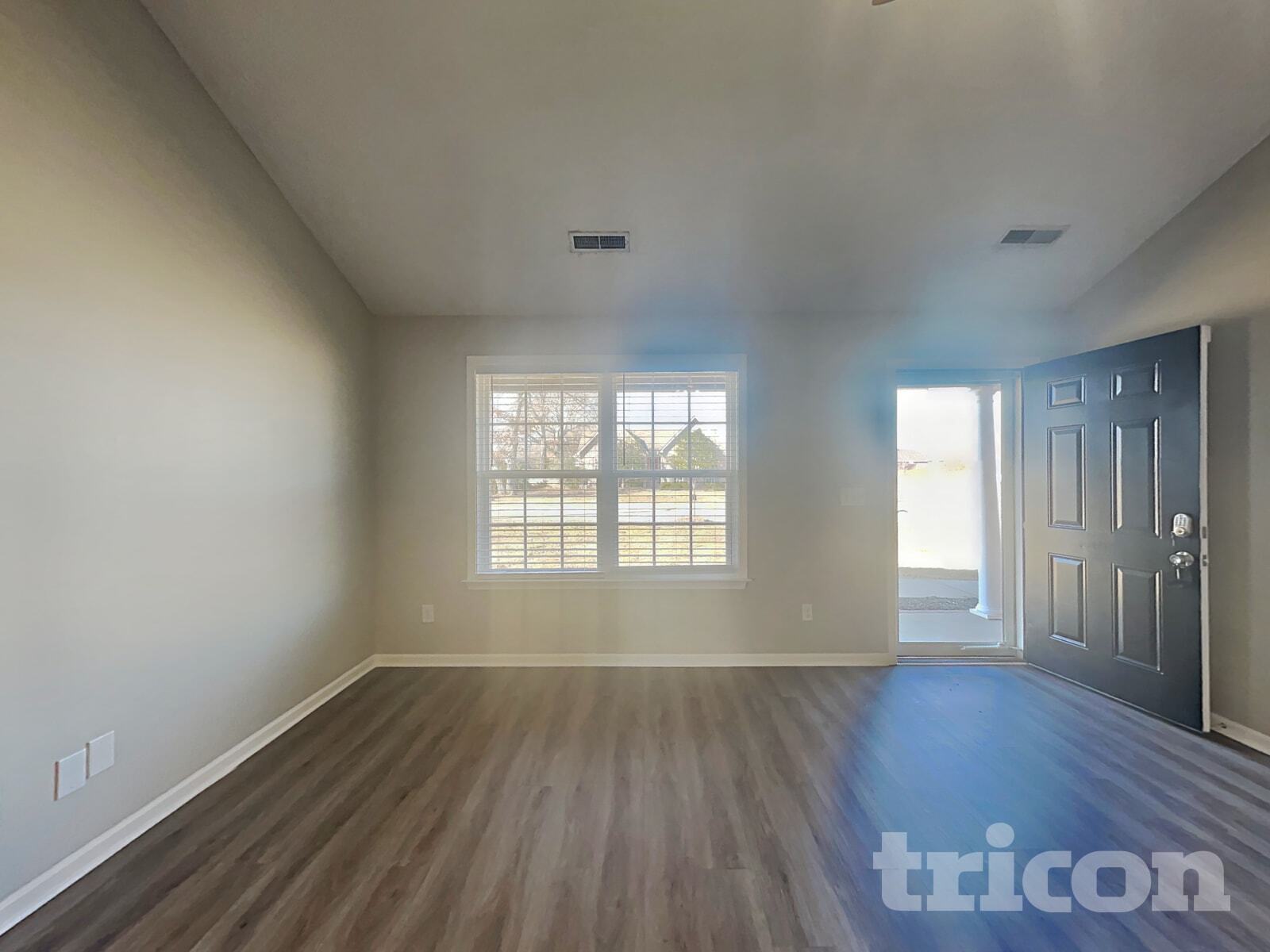 Building Photo - 901 Laramie Ct