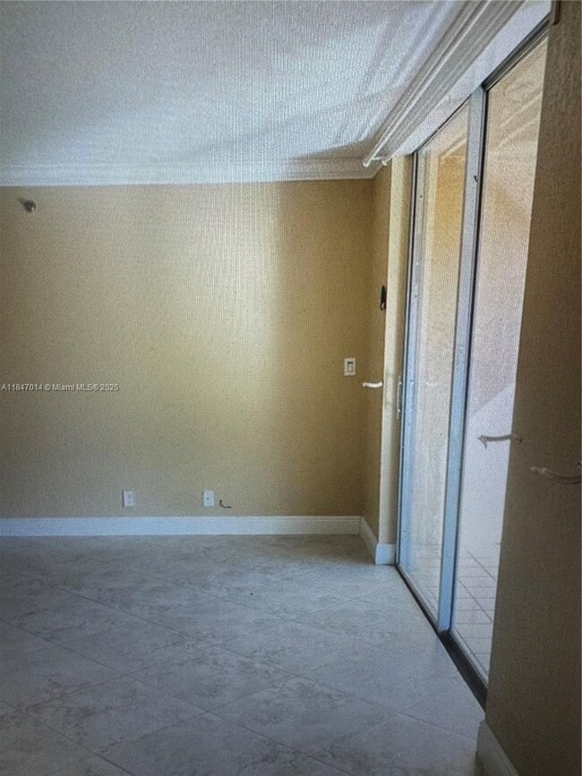 Building Photo - 3100 W Rolling Hills Cir