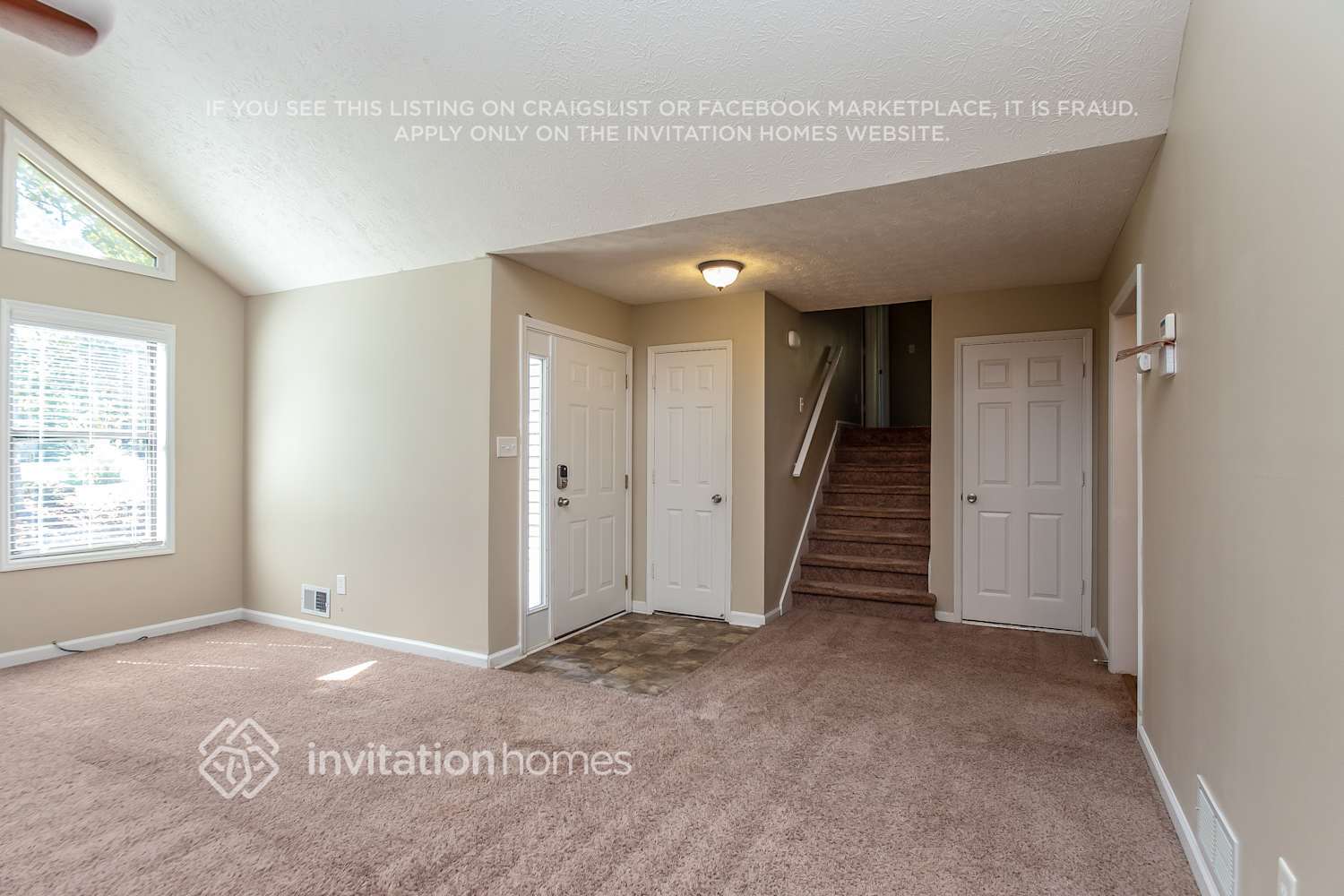 Building Photo - 215 Merrydale Dr