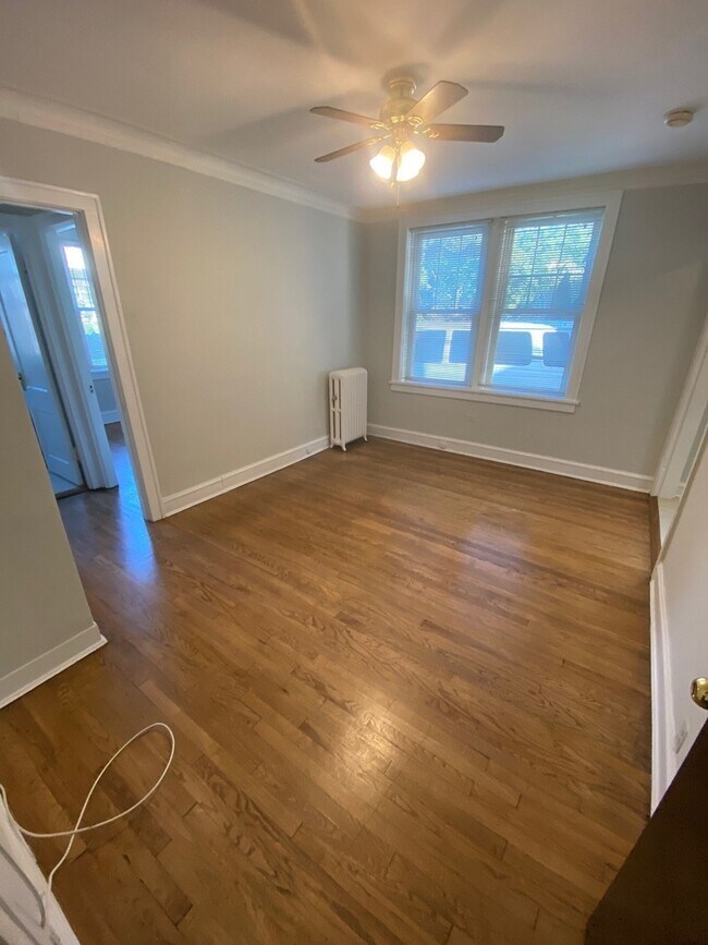 Building Photo - 1303 Elmwood Ave