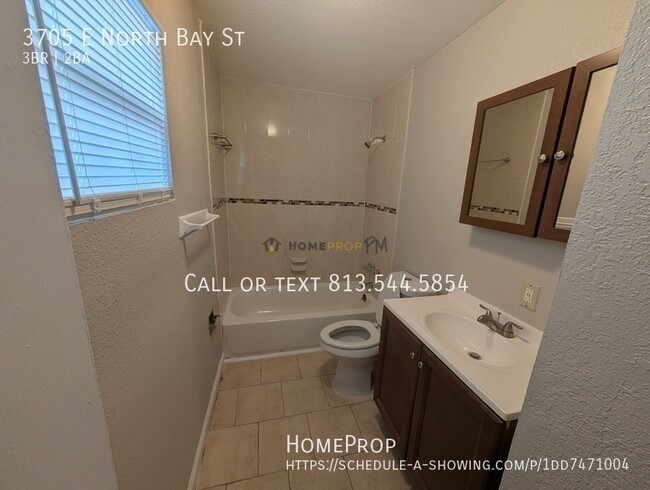 Building Photo - 3705 E North Bay St