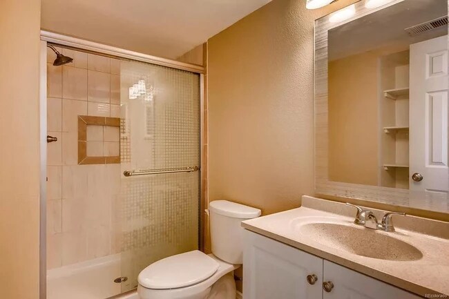 Building Photo - 4400 S Quebec St