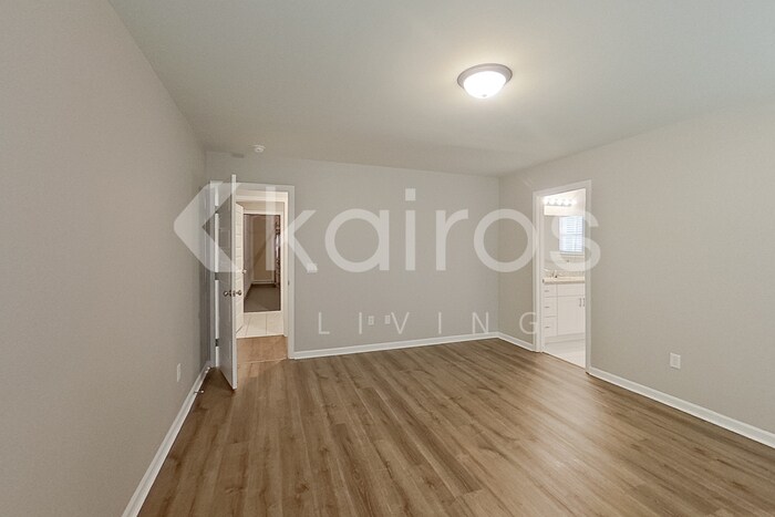 Building Photo - 118 Western Red Cedar Dr