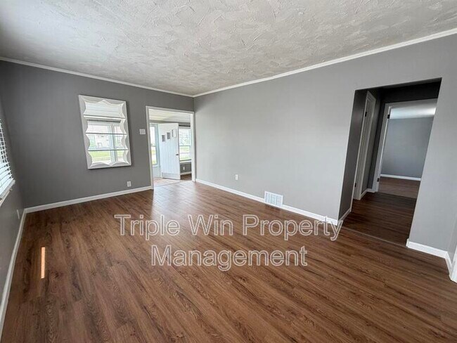 Building Photo - 2308 Huntington Ave