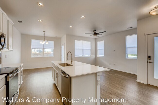 Building Photo - 3 br, 2.5 bath House - 9787 Ash Lane
