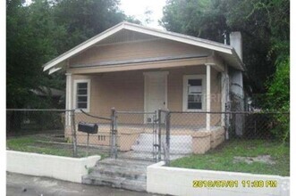 Building Photo - 3711 N 35th St
