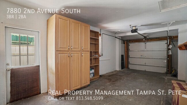 Building Photo - ***Beautiful St Pete Waterfront Home***